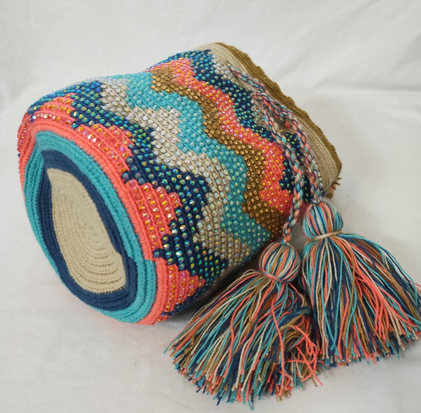 Crossbody bag (Mochila Wayuu) with stones MEDIUM