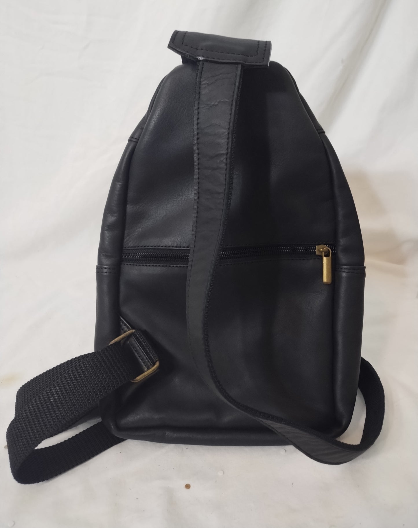 Cross body bag, leather