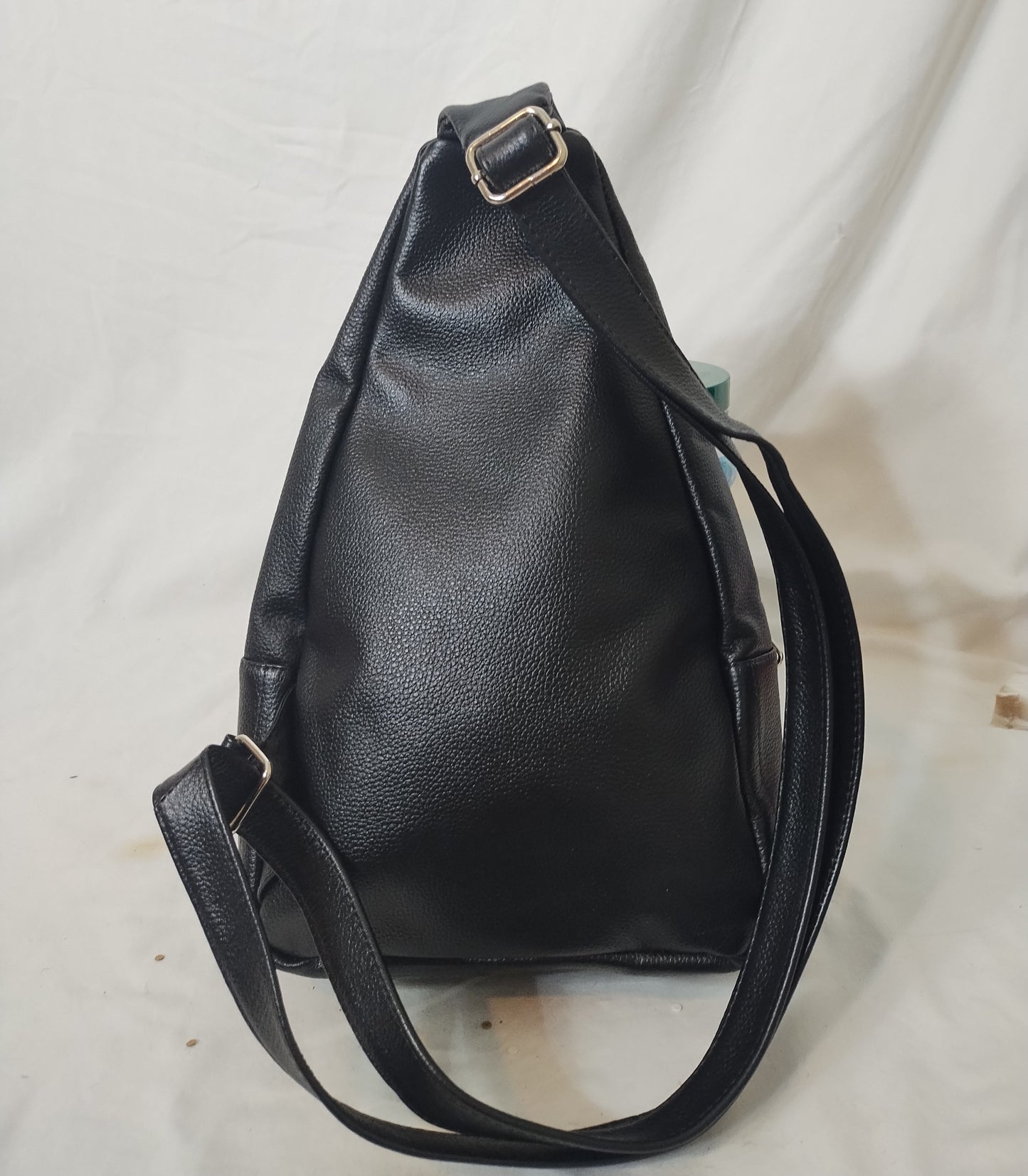 Cross body bag, leather