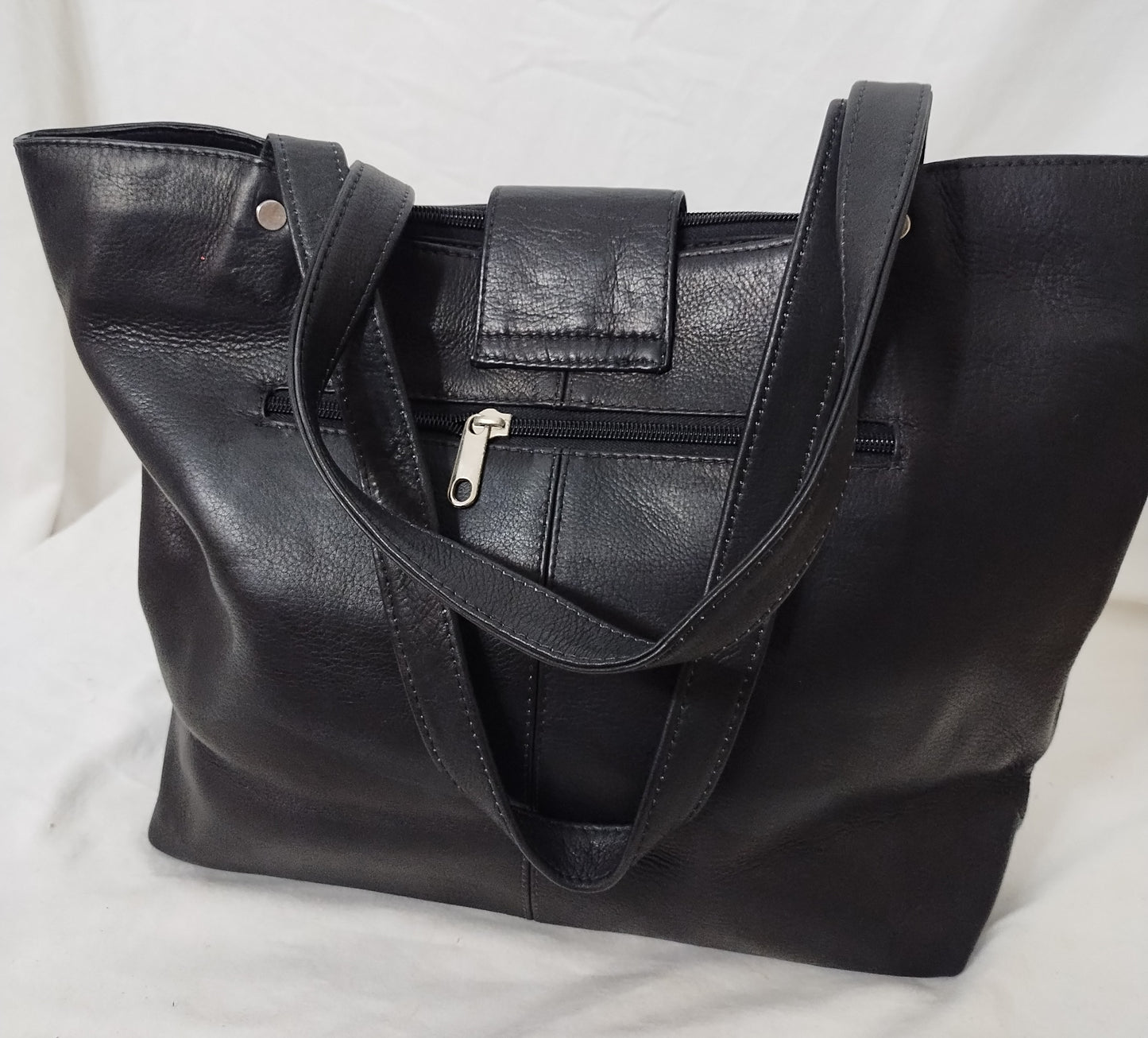 Leather hand bag (Cuero)