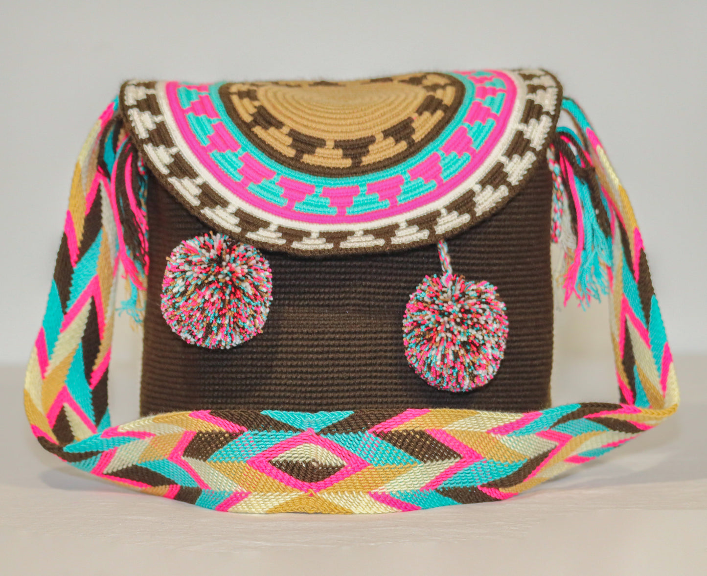 Handbag / Backpack / Mochila with lid and tassels