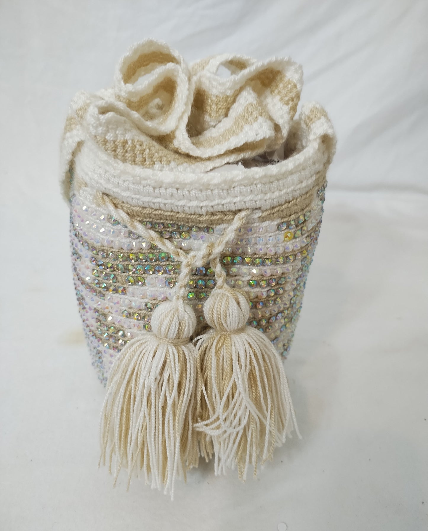 Crossbody bag (Mochila Wayuu) with stones SMALL