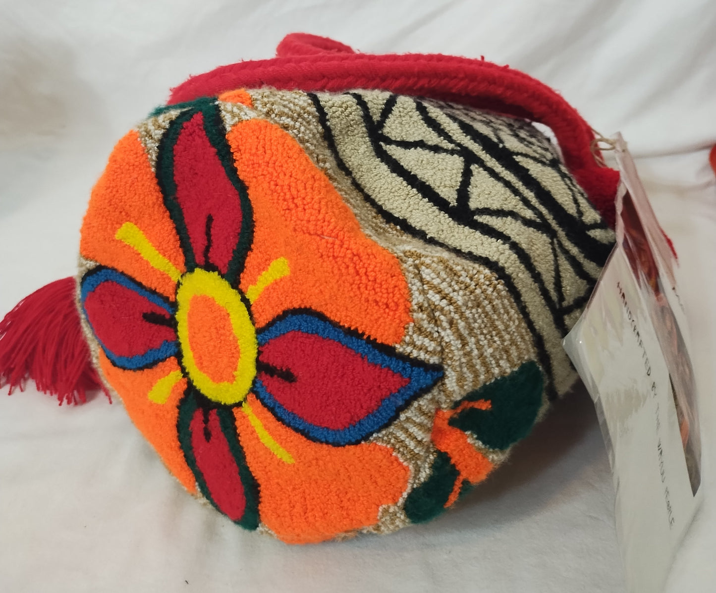 Hand crocheted bag (Mochila Wayuu) MEDIUM w/flowers