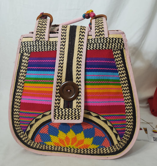 Hand bag, pear shaped (from cana flecha)