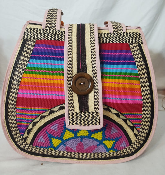 Hand bag, pear shaped (from cana flecha)