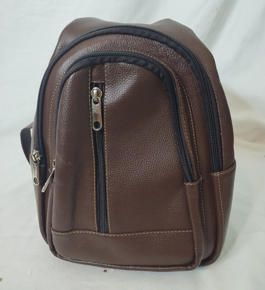 Cross body bag, leather