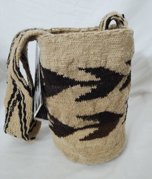 Hand bag (Mochila Arhuaco)