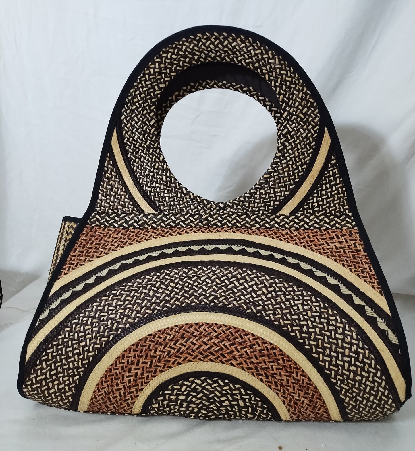 Hand bag (cana flecha)