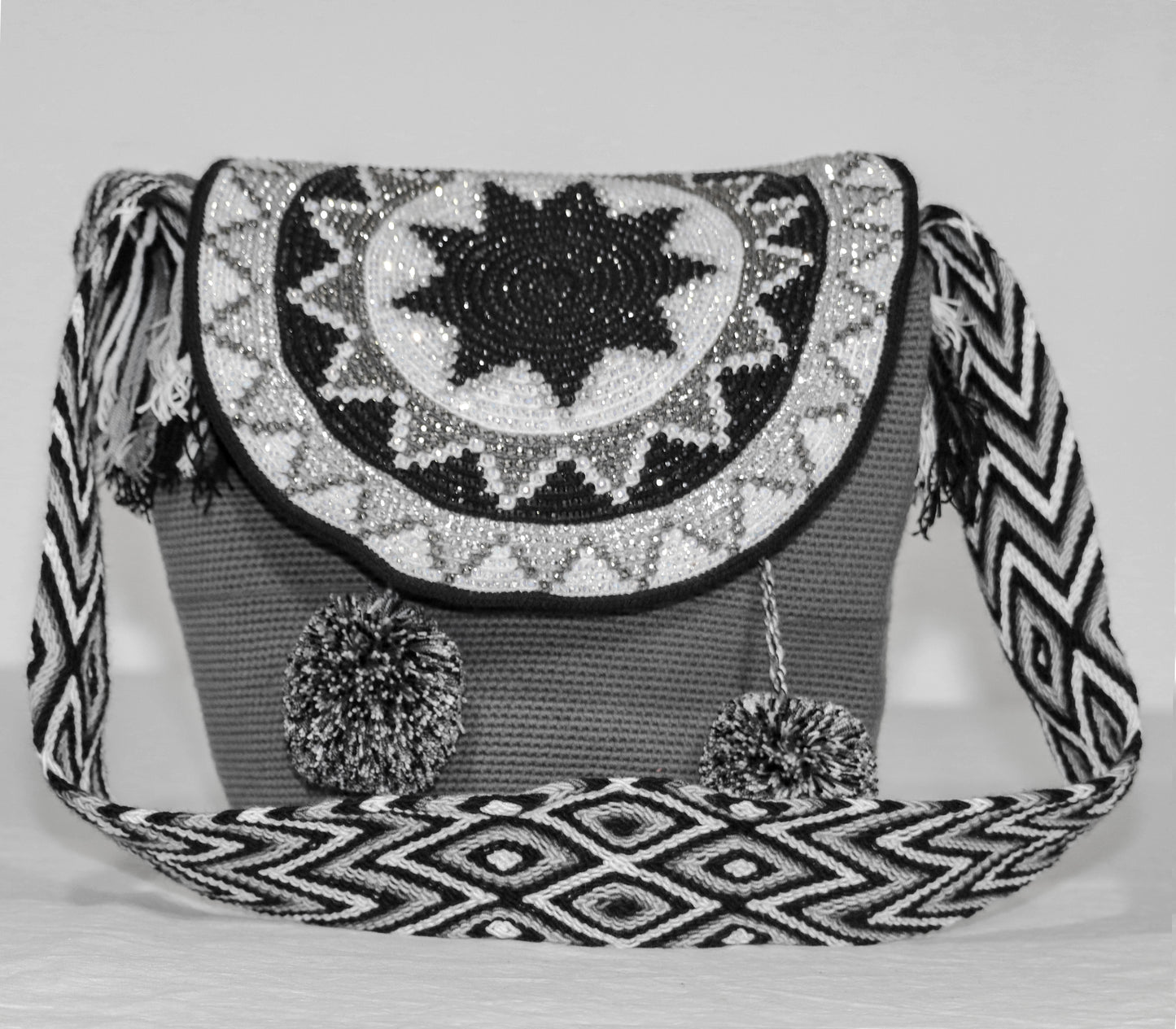 Handbag / Backpack / Mochila with lid, stones and tassels